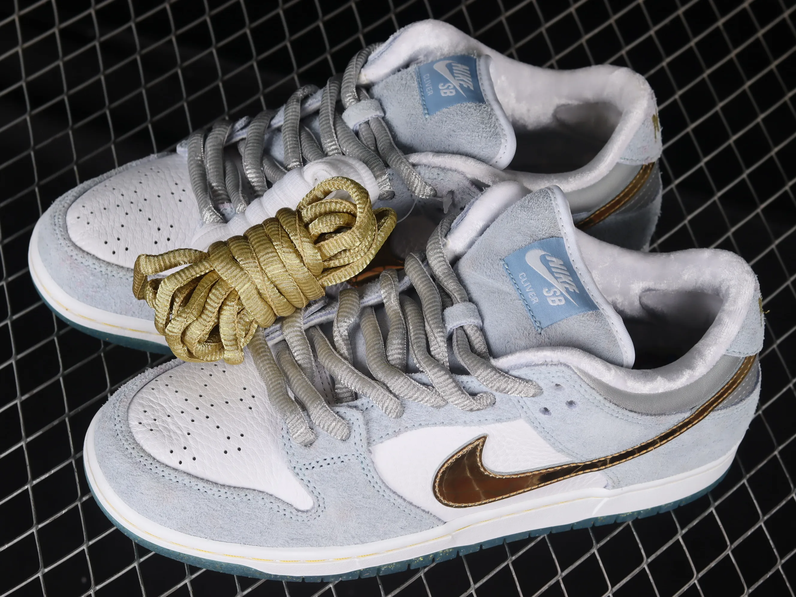 All Categories Nk SB Dunk Series Nk SB Dunk Low Low-top Skateboard Shoes M Version Pure Original Sean Cliver
